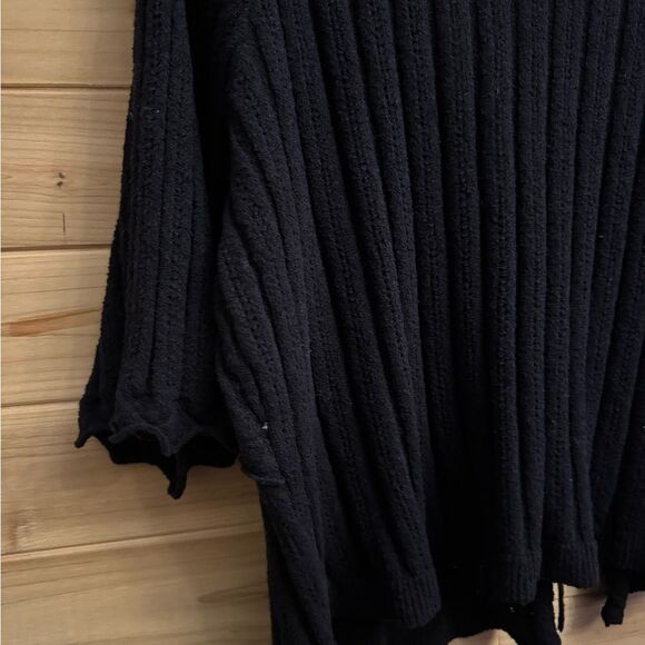 NWT Torrid Size 2 Black Tie Front Cropped Elbow Sleeve Shrug Cardigan - Picture 7 of 12